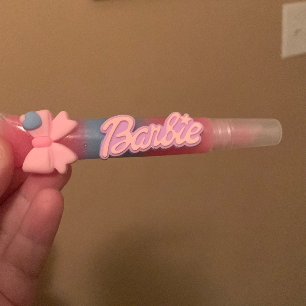 Barbie lip gloss
